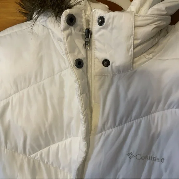 Columbia Women's Sportswear Co Quilted Jacket with Fur Trim Hood XL White - Picture 6 of 16